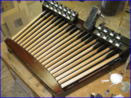 pipe organ 32 note pedalboard